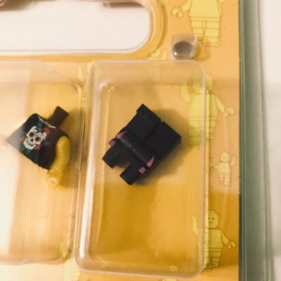 Lego Custom Minifigure  Punk Rock Band Girl White Skull Mini Figure - Picture 4 of 15